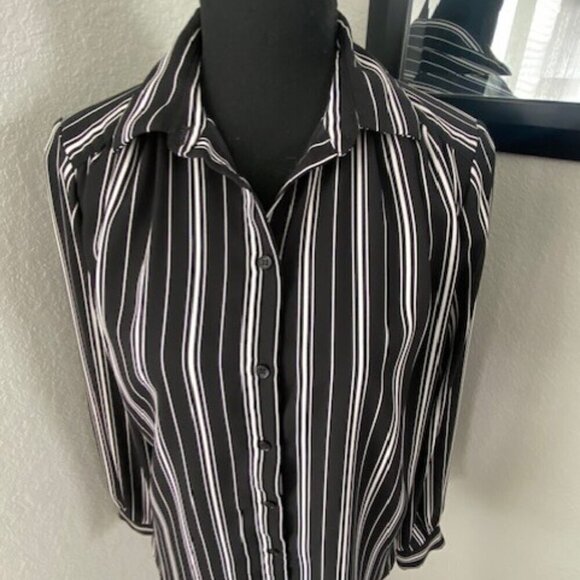 H&M Classic Black White Striped Button Down Shirt Blouse Sz 4 - Picture 4 of 12